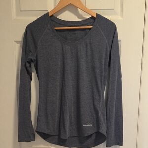 Patagonia Worn Wear Long Sleeve Top Size M